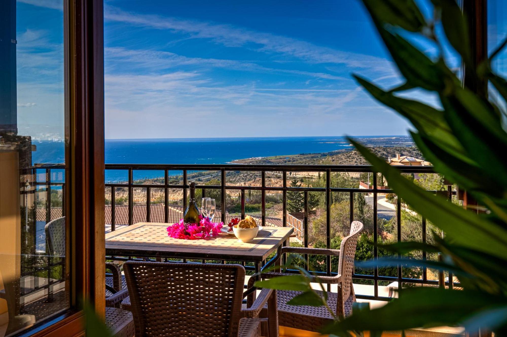 1 Bedroom Apartment Pyrgos With Beautiful Sea And Sunset Views, Aphrodite Hills Resort Kouklia Exterior foto